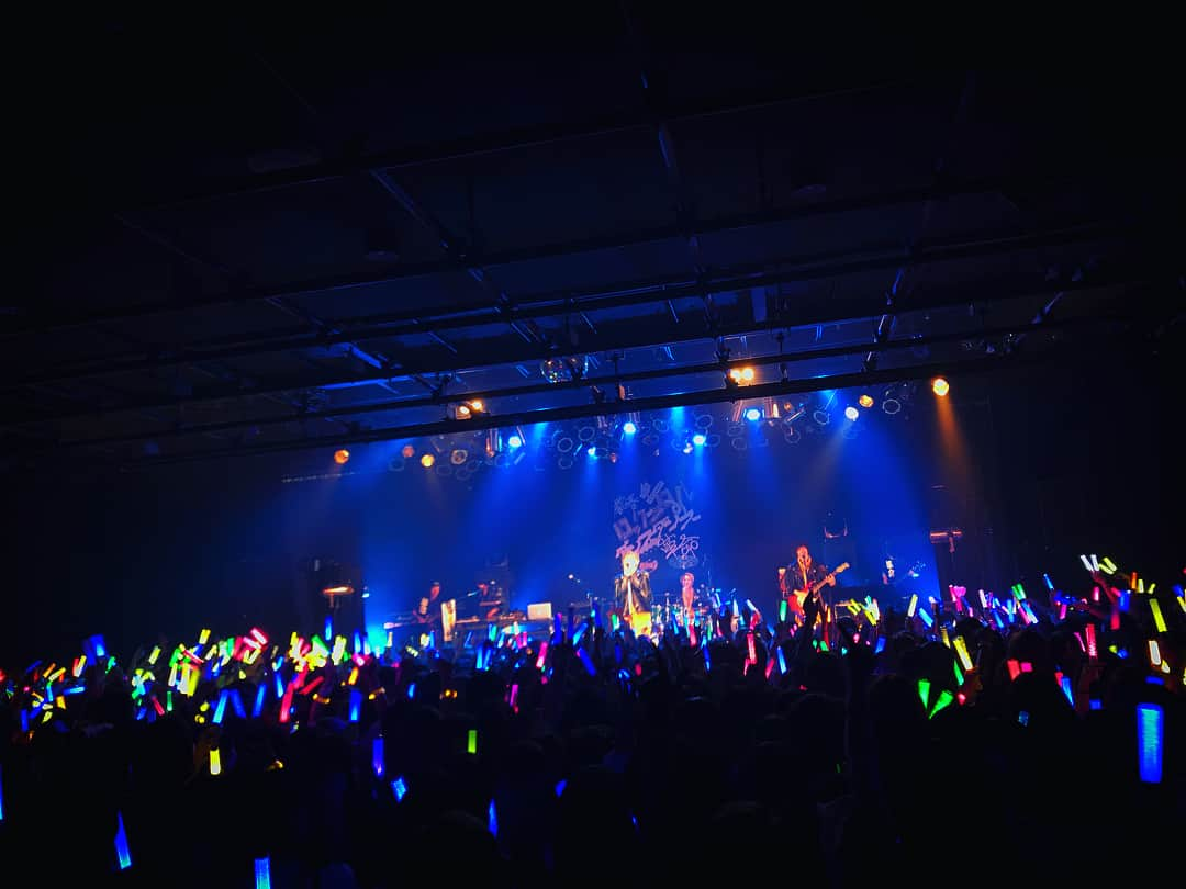 DISH//さんのインスタグラム写真 - (DISH//Instagram)「DISH// ライブイベントツアー 2018「劇春!!ロックンロール⚡ダンスダンス革命」 新潟LOTS  #DISH #北村匠海 #矢部昌暉 #橘柊生 #泉大智 #ご来場頂いたみなさんありがとうございました！ #来週は九州福岡へ #笹だんご #今夜はゆっくり休んでくださいね #来週も頑張りましょう」6月3日 22時08分 - dish__official