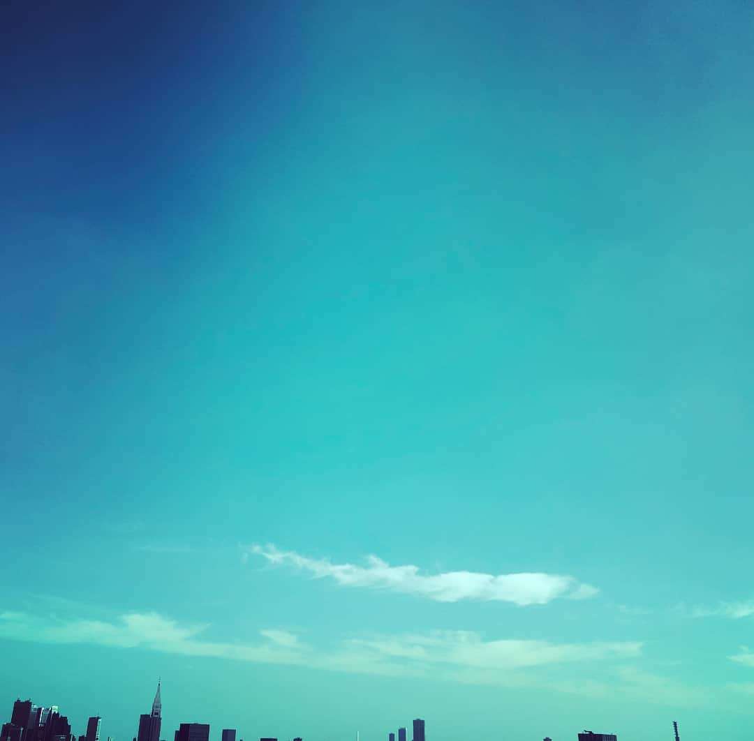 笛木優子のインスタグラム：「良い天気〜🌞 良い一日を💕  좋은하루 💗 그림 잘 못그려요 🤣」