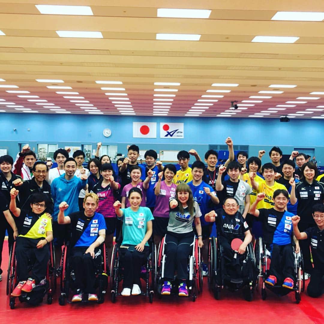 時吉佑一のインスタグラム：「2020パラリンピックへ向けての日本代表合宿！ メンバーはみんな明るくて前向き！ 逆に力をもらいました！！ #パラ卓球」
