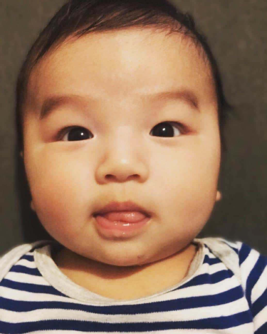 藤倉幸子のインスタグラム：「可愛いね😌 晟、3ヶ月。 甘えん坊❤️」