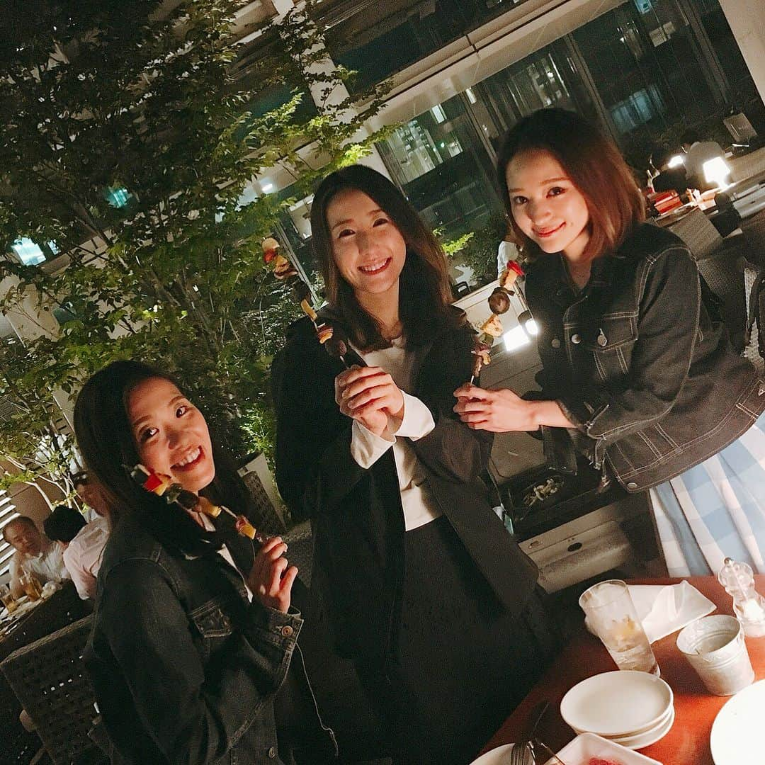 chayさんのインスタグラム写真 - (chayInstagram)「BBQ🍻 #bestfriend #bbq #beergarden #arkhills #rooftop  #rooftopbar #rooftoplounge  #バーベキュー #ビアガーデン」6月4日 21時34分 - chay1023_official