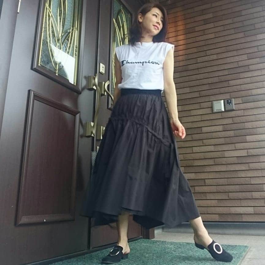 水谷雅子さんのインスタグラム写真 - (水谷雅子Instagram)「#今日のコーデ #今日の服 #カジュアルコーデ #ファッション #トップス #ロングスカート #frayid #フレイアイディー」6月5日 18時38分 - mizutanimasako