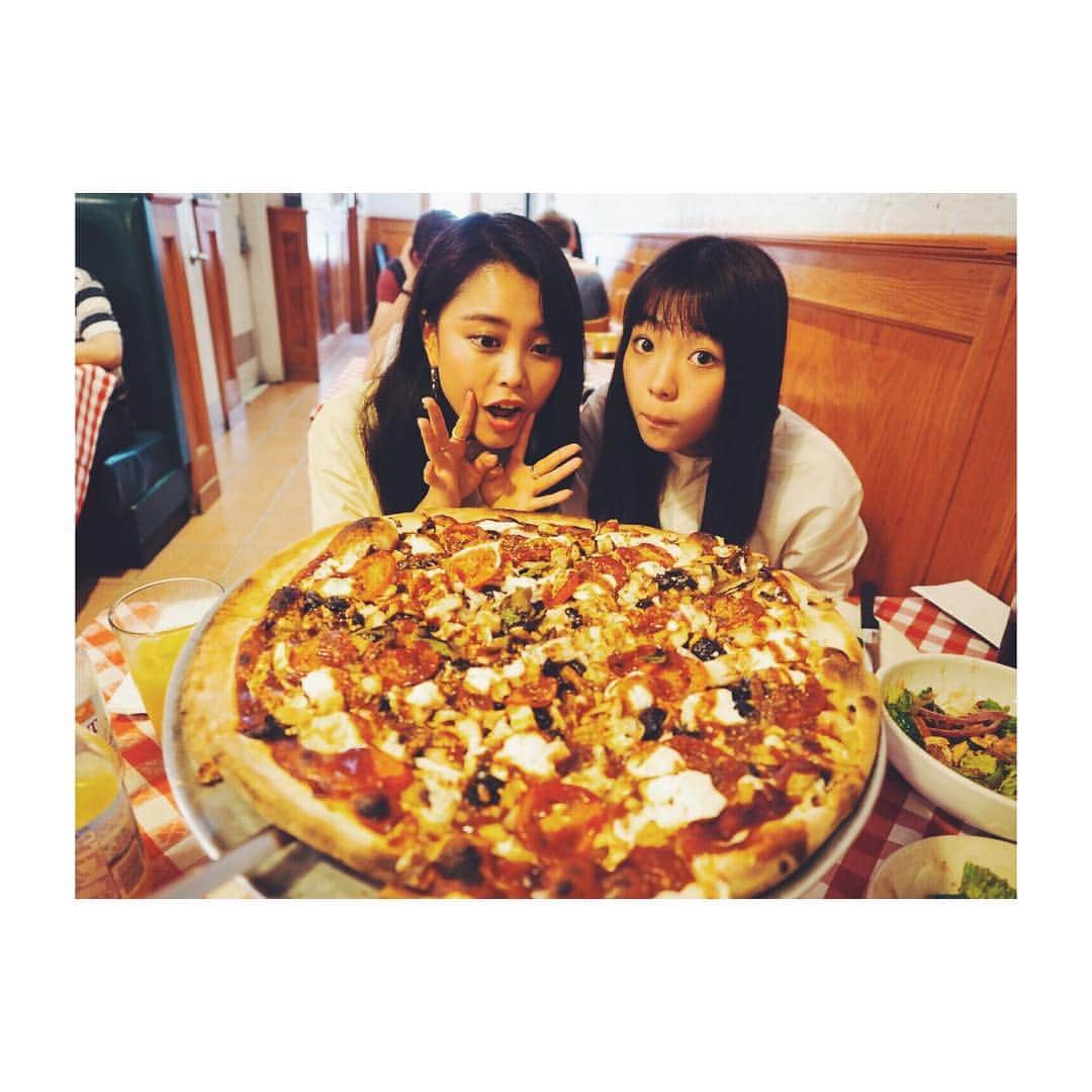 村田寛奈さんのインスタグラム写真 - (村田寛奈Instagram)「#NY#newyork#brooklyn  #9nine#旅#animezement #pizza#ピザ#🍕」6月6日 0時52分 - hironamurata081229