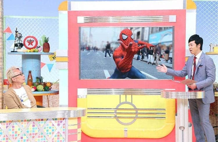 Japanese Spidermanさんのインスタグラム写真 - (Japanese SpidermanInstagram)「先日、テレビ東京で放送頂きました。 ※所要時間７分　右にスクロール  私生活も素顔も披露してますが質素な生活もサラリーマンとヒーローの二面性も原作と重なるところがある。  普通の人がヒーローに変身。  完璧じゃないヒーローだから、より自分と重なる部分も多く、考えさせられる。  僕はもう３１歳ですが、身体が維持できる限りはヒーローでいようと思います。  引き続き宜しくお願い致します。  #週末ヒーロー  #スパイダーマン#銀座#テレビ#取材#サラリーマン#ヒーロー#アベンジャーズ#spiderman#marvel #ginza #コスプレ#cosplay #所ジョージ #ホコ天」6月6日 18時17分 - takemix5271