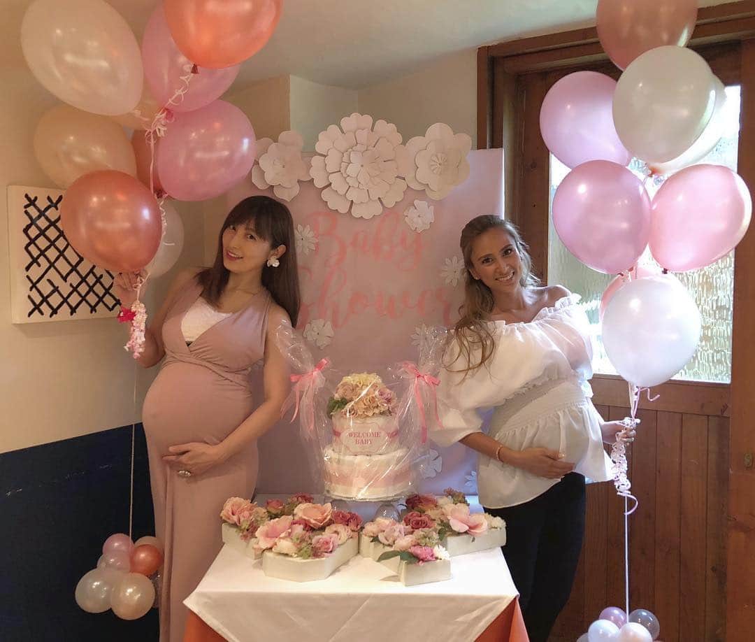 のインスタグラム：「Yoko's baby shower🍼💓」