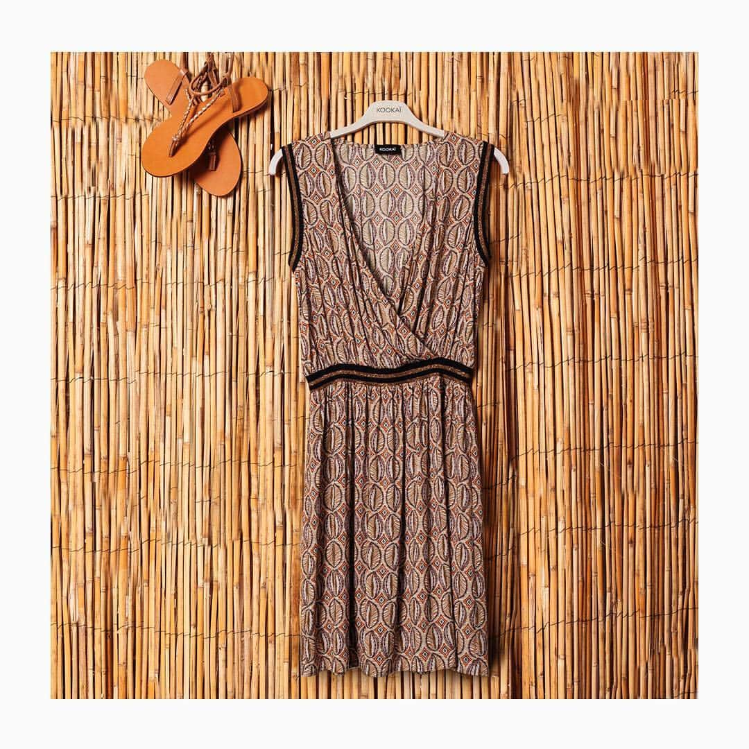 クーカイのインスタグラム：「Une robe... oh oui ☀️🎈 Retrouvez notre nouvelle robe à l’imprimé ethnique sur le site et dans nos boutiques 💋 #kookaidress #beauxjours #petiterobenoire #springdress #dresstime #summervibes #kookai」