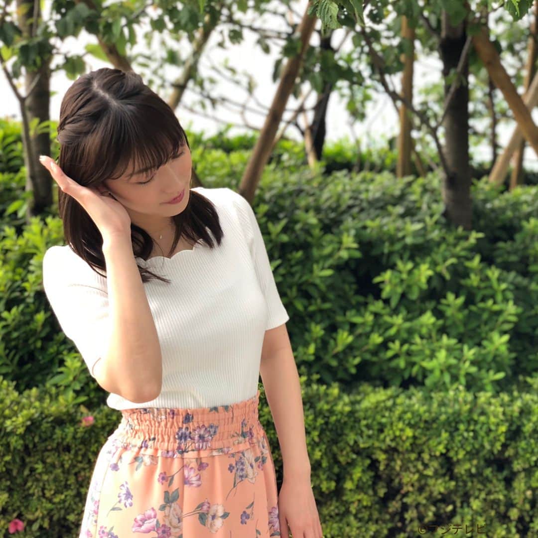 フジテレビ「めざましテレビ」さんのインスタグラム写真 - (フジテレビ「めざましテレビ」Instagram)「6月7日（木）きょう何着て行く？ ・ ファッション雑誌CanCamとコラボした お天気コーナー「きょう何着て行く？」 阿部華也子ちゃんの毎日のコーデを紹介♪ ・ 【きょうのコーデ】 カットソー→#PROPORTIONBODYDRESSING 5500円 スカート→#JILLbyJILLSTUART 1万2800円 靴→#セヴントゥエルヴサーティ 2万1000円 ピアス→#ヴイエー ヴァンドーム青山  1万2000円 ネックレス→#ヴイエー ヴァンドーム青山  2万7000円 ・ 【コーデのポイント】 今日のポイントはフラワープリントのスカート✨ トレンドのシャーリングをウエストに使い 裾に向かってふんわり広がるフレアシルエットは かわいいだけでなく体型カバー効果もあるうれしいデザイン🎀 トップスをリブカットソーでコンパクトに まとめるとさらにスタイル アップできますよ🙆 ・ #めざましテレビ #きょう何着て行く？ #阿部華也子 #今日のコーデ#コーデ #CanCam #今日のファッション#ootd #きょう何着て行く？は月〜金朝6時22分ごろ放送！」6月7日 12時18分 - mezamashi.tv