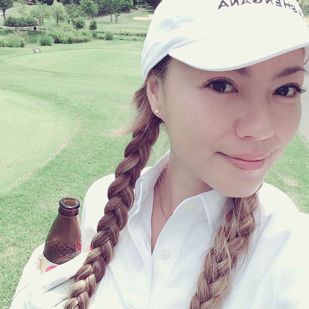 LINAさんのインスタグラム写真 - (LINAInstagram)「束の間のいいお天気。 練習の成果を試しにコースへ！ だいぶスコアがあがった♡ Lets keep it up！！ #MAX#LINA #golf#beginner#fun #sunnyday #rainyseason いつか... FCでリナカップとか開催してみたいなー笑」6月7日 13時12分 - xxlina_now