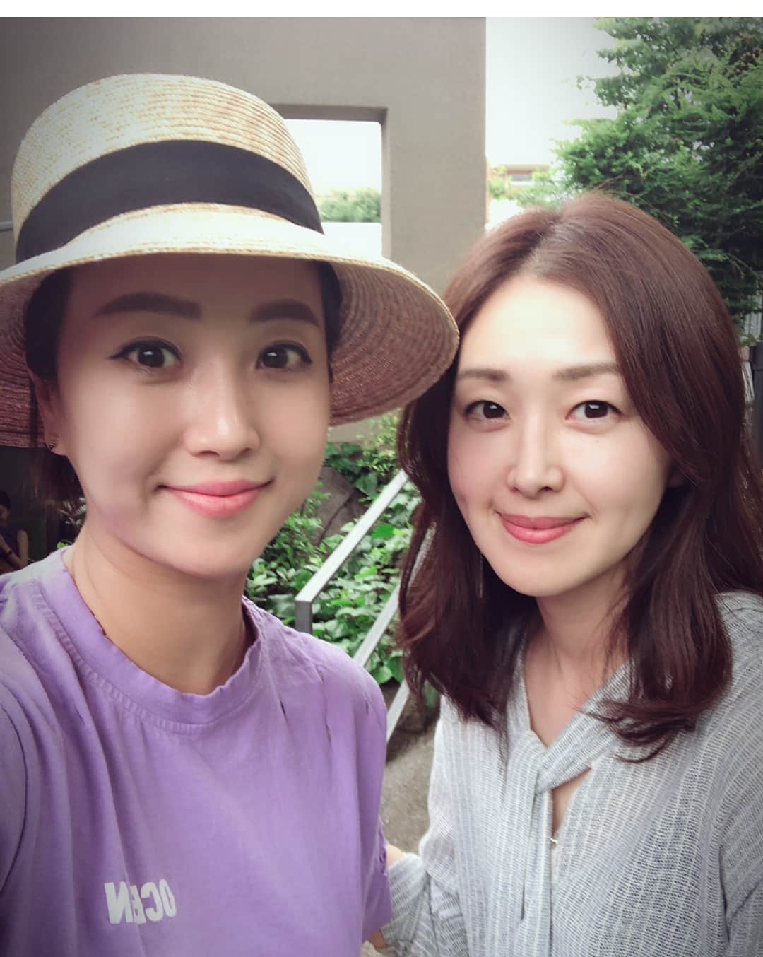 笛木優子のインスタグラム：「반가운 친구 향기 😍 16년전 첨 출연한 예능에서 만났을때 말못한 나한테 참 잘해줬던 향기 😘내가 그때 한국말  유창했으면 지금보다 더 깊은얘기를 나눌수있었는데~~😂아쉽다 그래도 지금 이렇게 토쿄에서 만나 넘 좋았고 슈퍼엄마가 된 향기 존경스러워 🤩그리고 시간이 참 빠르다 😭😭」