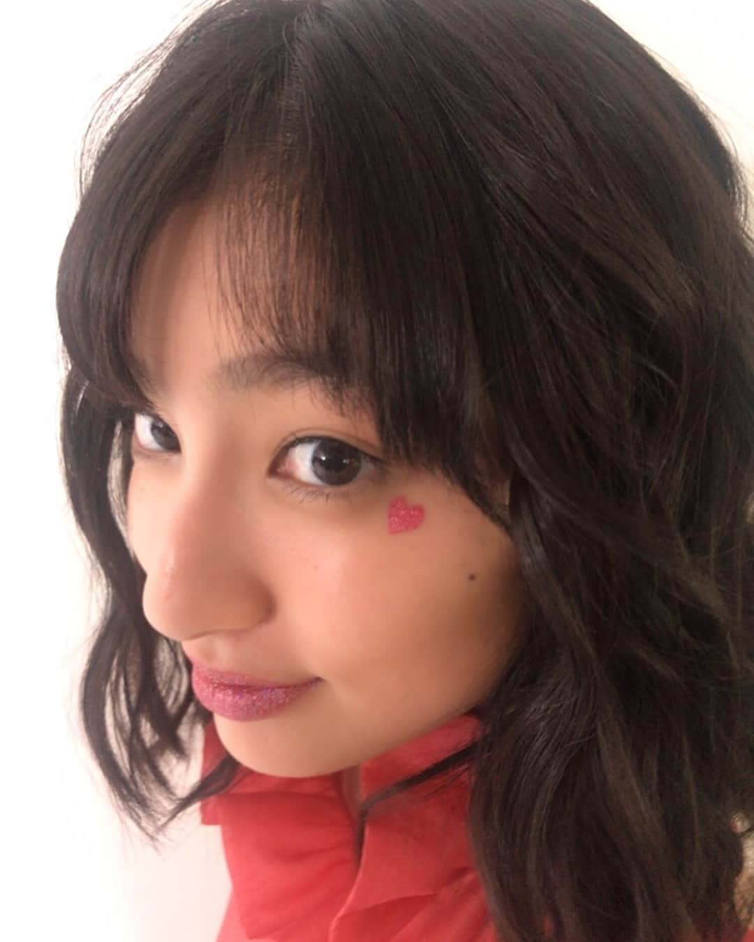 吉川愛さんのインスタグラム写真 - (吉川愛Instagram)「☺︎ NYLONさんの "tokyo it girl beauty" に出ています。 @nylonjapan」6月7日 20時01分 - ai_yoshikawa_official