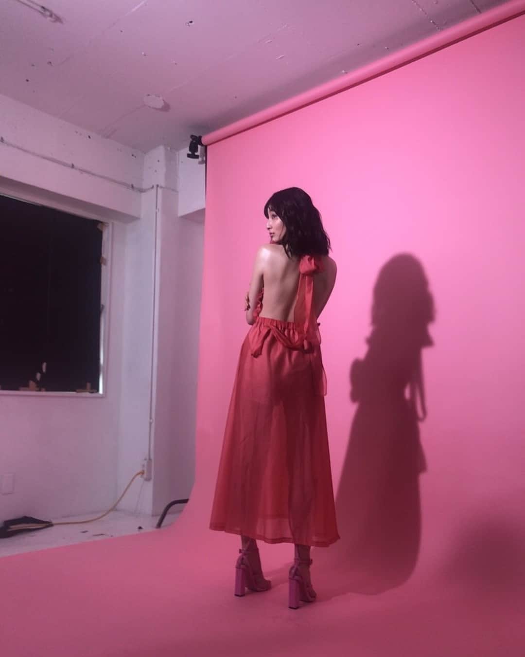 吉川愛さんのインスタグラム写真 - (吉川愛Instagram)「☺︎ NYLONさんの "tokyo it girl beauty" に出ています。 @nylonjapan」6月7日 20時01分 - ai_yoshikawa_official
