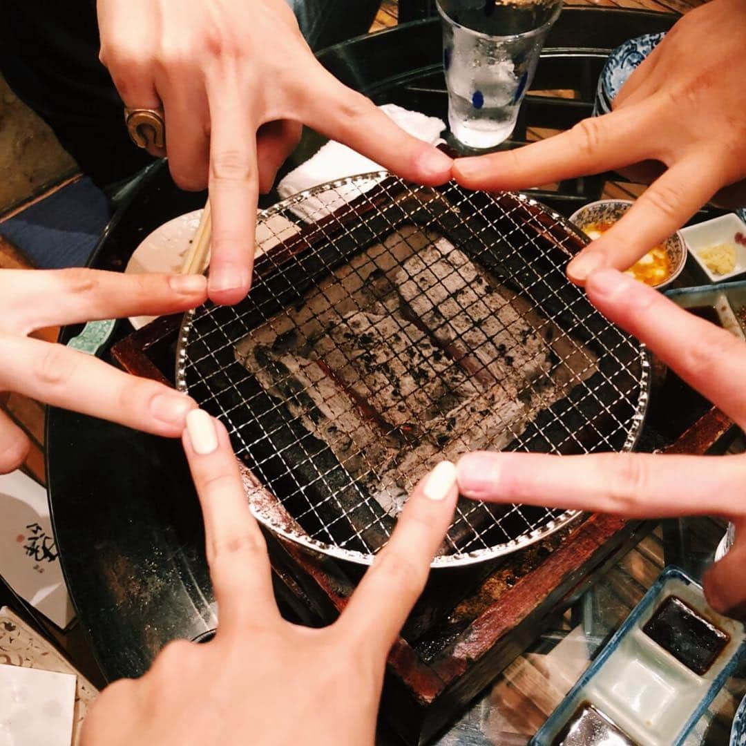 千葉雄大のインスタグラム：「先日のゴセイジャーの集い。 行きの道中は泣いちゃうかなぁ なんて思ってたけど、 会ったらあの時に戻ったみたいに 笑ってました。」