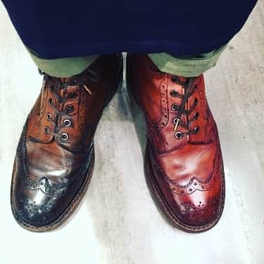 m.mowbrayさんのインスタグラム写真 - (m.mowbrayInstagram)「エイジングの極みとても言いましょうか。同じ靴で違う色のクリームで仕上げました。 #ginzacollection  #trickers  #bourton  #malton #靴磨き #antique  #銀座靴磨き #shoeshine」6月8日 11時54分 - m.mowbray