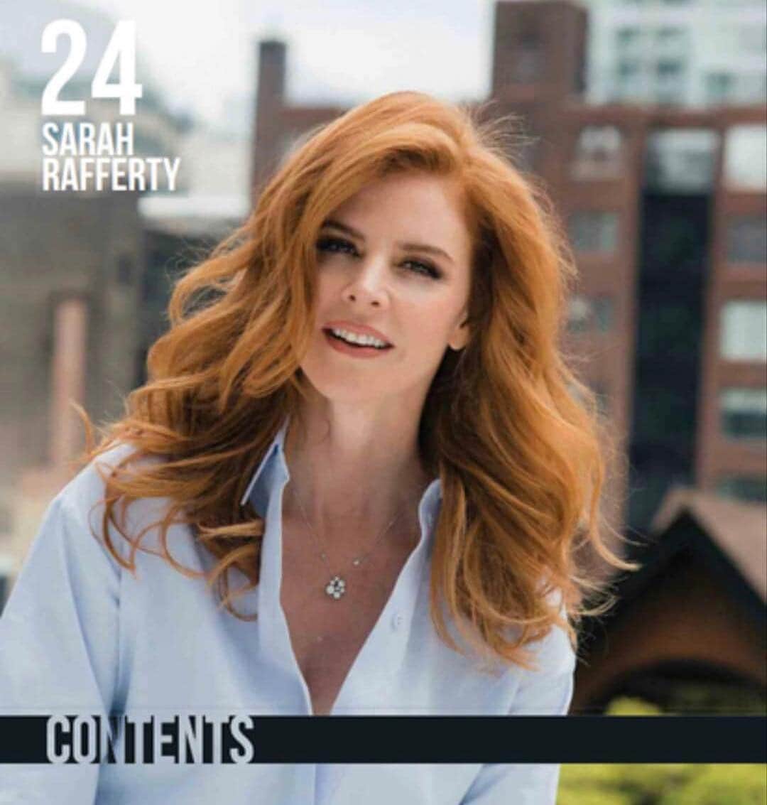 サラ・ラファティさんのインスタグラム写真 - (サラ・ラファティInstagram)「Thank you for the #tbt @irishcountrymag, #RP.  @iamsarahgrafferty, was our cover star for our July | August edition 2017, and we have decided to revisit that amazing cover shoot in Toronto as the actress discussed her Irish family, Suits and campaigning for women. “There’s a lot going on with the Rafferty side but my other grandparents were Flaherty and McAllister. It’s a lot of Irish blood going all the way back.” “The whole Irish hospitality thing is so real. I went around the corner to the pub...people kept saying: ‘Can I get you a drink?’ I was saying: ‘No, no I couldn’t possibly.’ And they were insisting: No I’m going to get you a drink.’ By the end of the night, I’m at my little table for one, and there’s like nine pints on it.” On her suits character, Donna: “I’ve learned a lot about confidence from her.” “It’s the best job I’ve ever had…This has been so fulfilling, because the crew is like family…It’s not like when I was bouncing around before, being a guest on another show - you can never fully relax. Here, its home.” When Sarah’s daughter asked her how was her day at work: “I said: ‘You know it was a really great day. We shot a scene where Donna had to be very brave and speak up for herself and ask for something that she needs and believes she has worked for’. She went: ‘Awesome, Mommy. Girl Power.' “I work with @plancanada on the ‘Because I am a Girl’ campaign, which works to raise girls and women out of poverty in developing countries. I had the privilege of going to Ghana with them in March, so I could really see the work they’re doing.” “They are training a lot of people. I’ve seen some of the programmes that they had in place for 10 years and had an opportunity to talk to women about what they’ve seen change.” “Now the women have the opportunity to start businesses. They have banking systems in their villages that are all female-run. They get to make their own money. The empowerment is happening, so it’s really wonderful.”」6月8日 6時19分 - iamsarahgrafferty