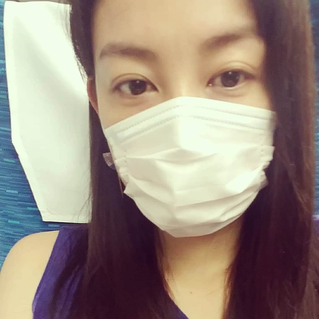 池田香織のインスタグラム：「🚄名古屋へ🚄」