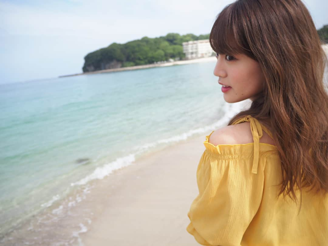 志田友美（ゆうみん）さんのインスタグラム写真 - (志田友美（ゆうみん）Instagram)「🏝✨✨ #南紀白浜 #wakayama #beach #summer #bikini #pool #summertime #refresh」6月9日 12時10分 - yuumi_shida