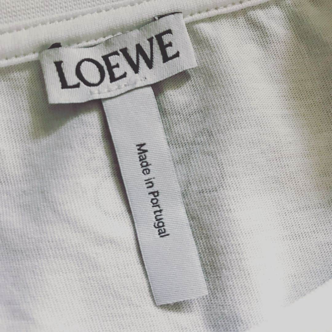 荒木次元さんのインスタグラム写真 - (荒木次元Instagram)「my new t-shirt. #loewe #davidwojnarowicz #visualaids #hiv」6月9日 13時57分 - jigenaraki