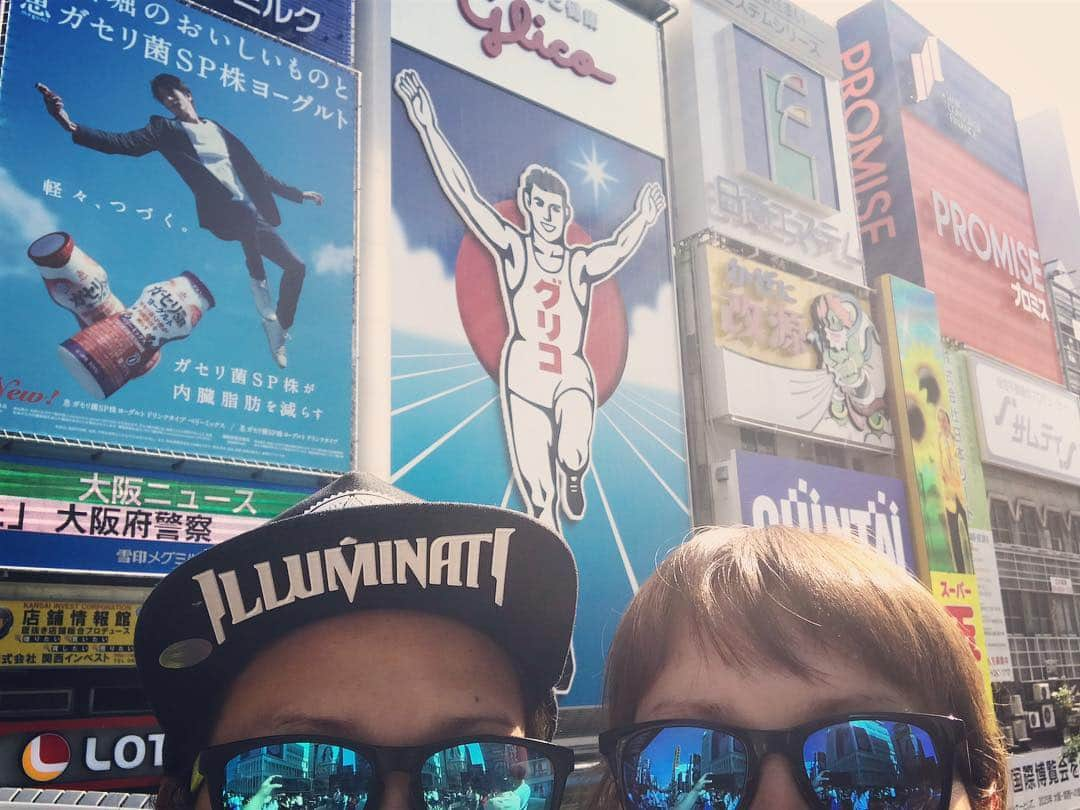 木村真野・紗野さんのインスタグラム写真 - (木村真野・紗野Instagram)「久しぶりに大阪出張🤗一瞬だけど道頓堀来てグリコさんこんにちは👋🏻 #大阪 #OSAKA #出張 #東京から大阪 #道頓堀 #グリコ #こんにちは #時間なく一瞬でした #マヤサヤ #吉本興業 #よしもとクリエイティブエージェンシー  #yoshimoto #twinstagram」6月9日 19時08分 - mayasaya_kimura