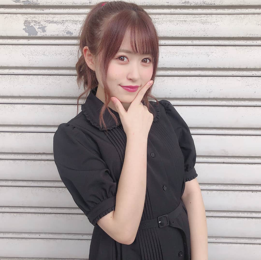 冨吉明日香のインスタグラム：「. 握手会ありがとうでした〜 めずらしくポニーテール🐴🐴 . お洋服は @jouetie_official 🌷 ディズニーランドで着ていたのも このワンピースです☺︎ . #jouetie #onepiece #ootd  #ポニーテール #🐴 #とみよしふく」