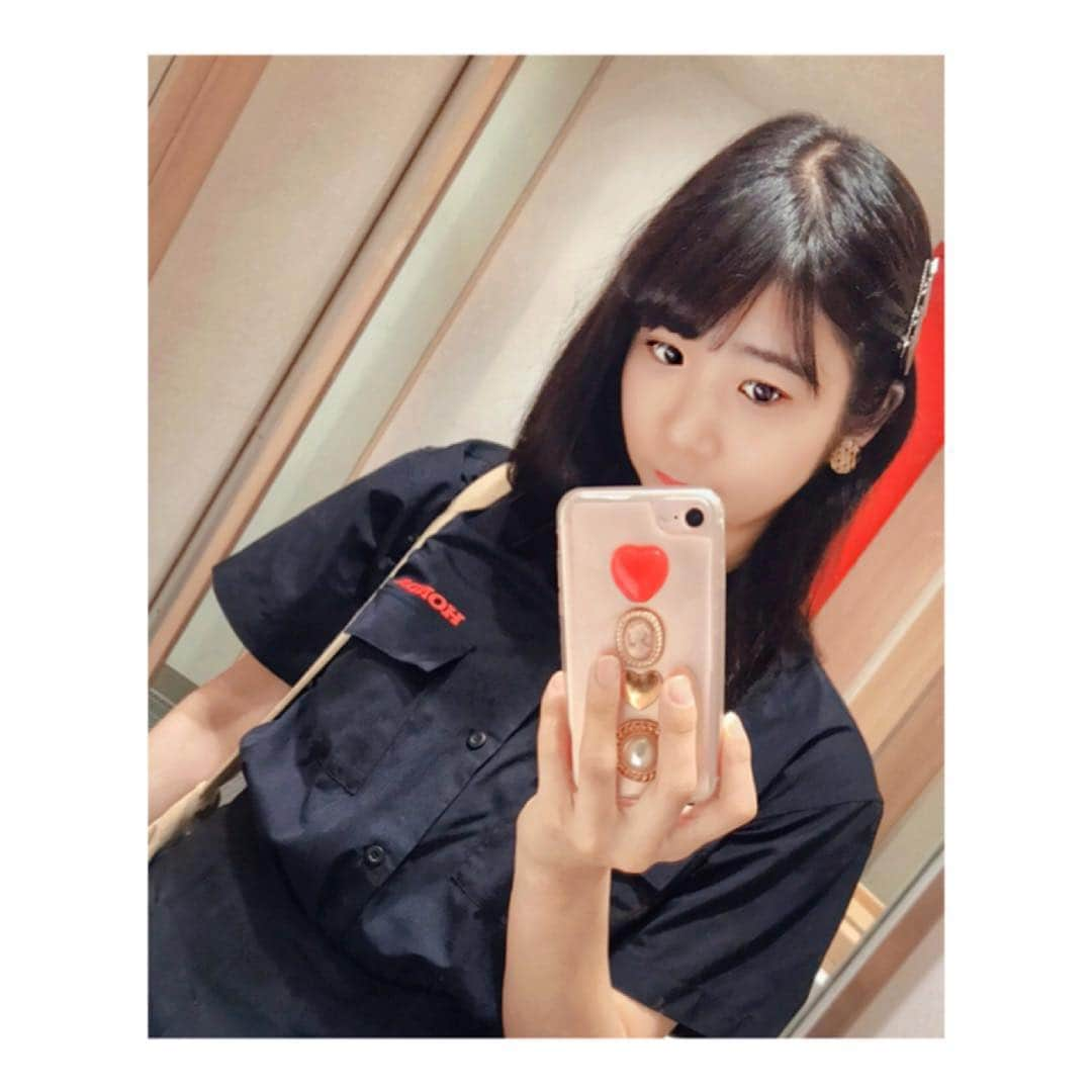 堂本千晴さんのインスタグラム写真 - (堂本千晴Instagram)「本日の私服 去年買ったGUとHONDAコラボのシャツ。お気に入りで今年も来てます💓 . . . 可愛い可愛いな服も好きやけどこーゆーなんか変わったのも好き💓 メンズライクな格好をするのが今年の目標。 . . #本日#ちはるふく#本日のコーデ#コーデ#ファッション#トップス#gu#HONDA#お気に入り#カジュアル#メンズライク#おしゃれさんと繋がりたい#お洒落さんと繋がりたい#ローリエプレス#ローリエガール#bis_web#mery#fashion#coordinate#coord#tops#casualstyle#mensfashion#followme#f4f#instafashion #サロンモデル#サロモ」7月4日 23時18分 - maria_misato_1109