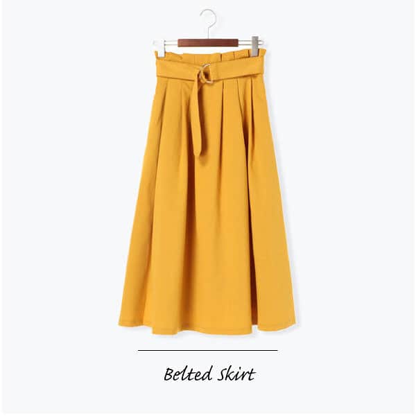 Techichiさんのインスタグラム写真 - (TechichiInstagram)「シンプルなギャザースカートも今年の丈にアップデート。ベルト付きで簡単な組み合わせもきちんと見せてくれます。 .  Skirt : ¥6,900+TAX／beige,yellow,brown,plum,green,navy／1503441  #techichi #テチチ #お仕事を楽しく #通勤着 #通勤スタイル #ミディ丈スカート」7月5日 17時24分 - techichi_official
