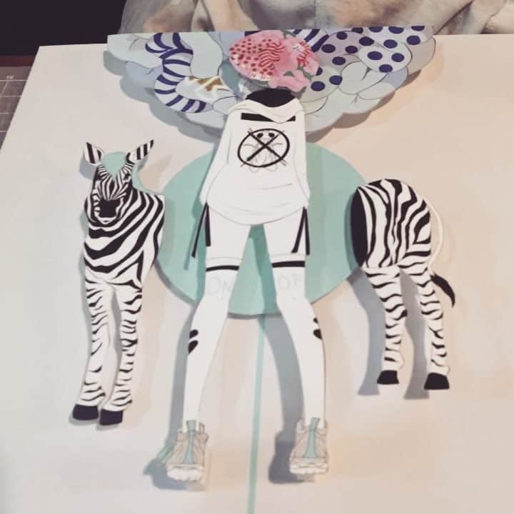 Kiyomi Aritakeのインスタグラム：「#wip  カッティングボードが使い込みすぎてボロボロだ〜」
