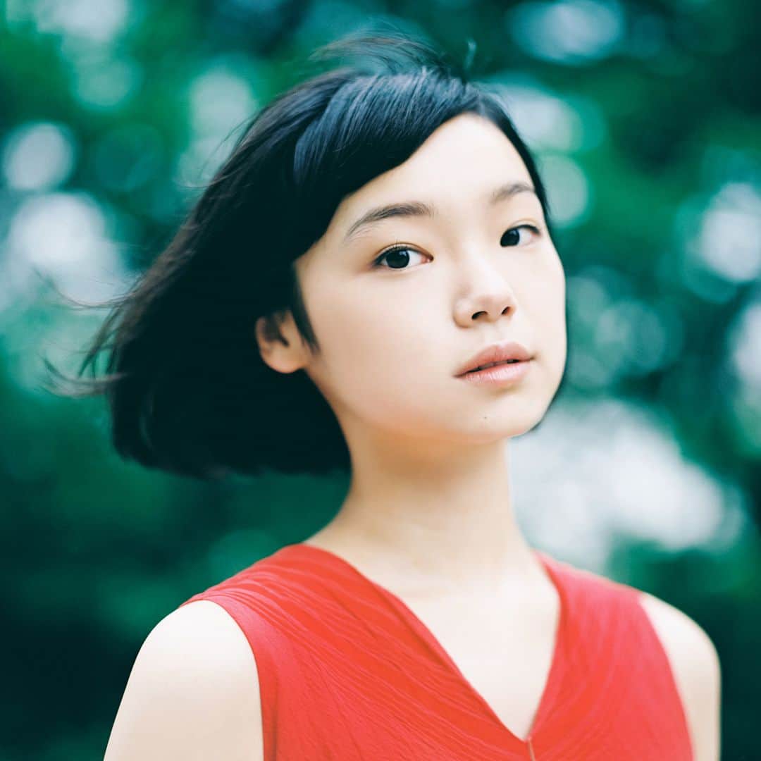 濱田英明のインスタグラム：「Kotone Furukawa, 2018 #kotonefurukawa #古川琴音 #ユマニテ #pentax67」