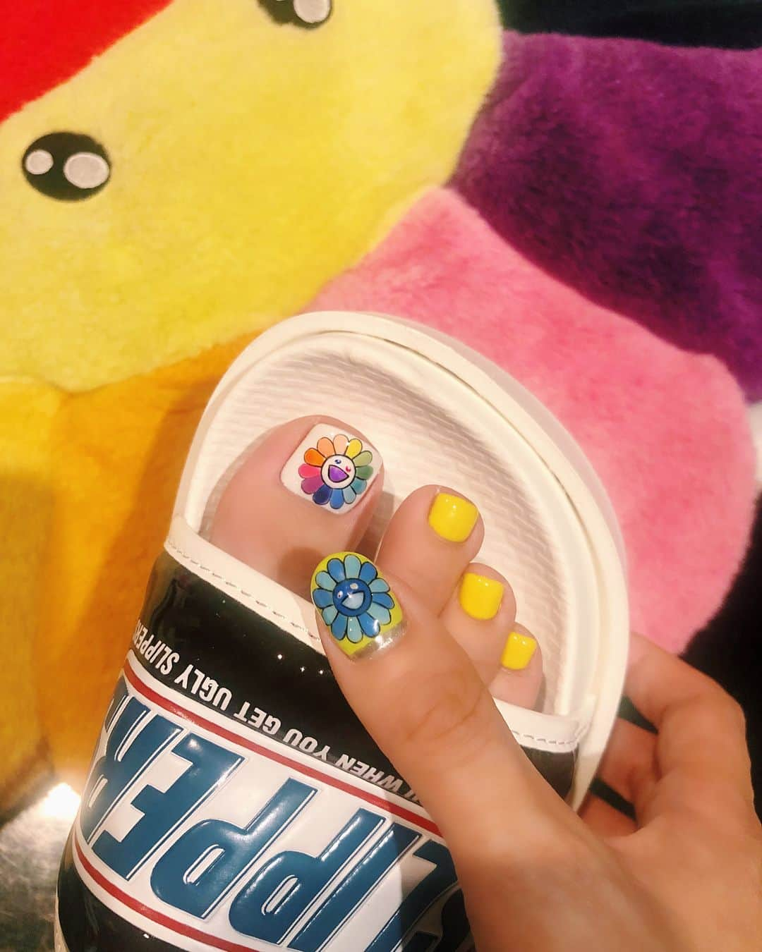 megbabyさんのインスタグラム写真 - (megbabyInstagram)「かわいくしてもらった😍🌼🌼🌼🌼🌼🌼🌼🌼🌼💅🏽🌈#NAIL」7月5日 22時46分 - _megbaby_