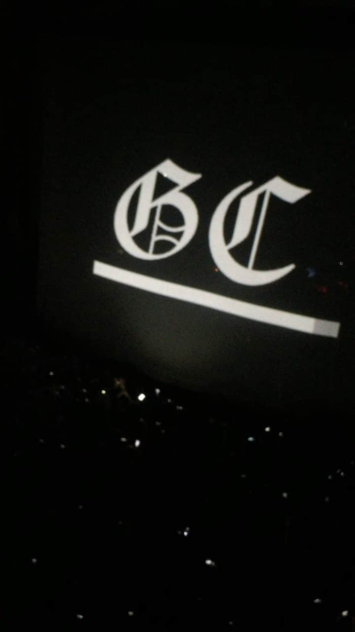 ジョエル・マッデンのインスタグラム：「Found some footage from December at Brixton...can’t wait to play Ally Pally」
