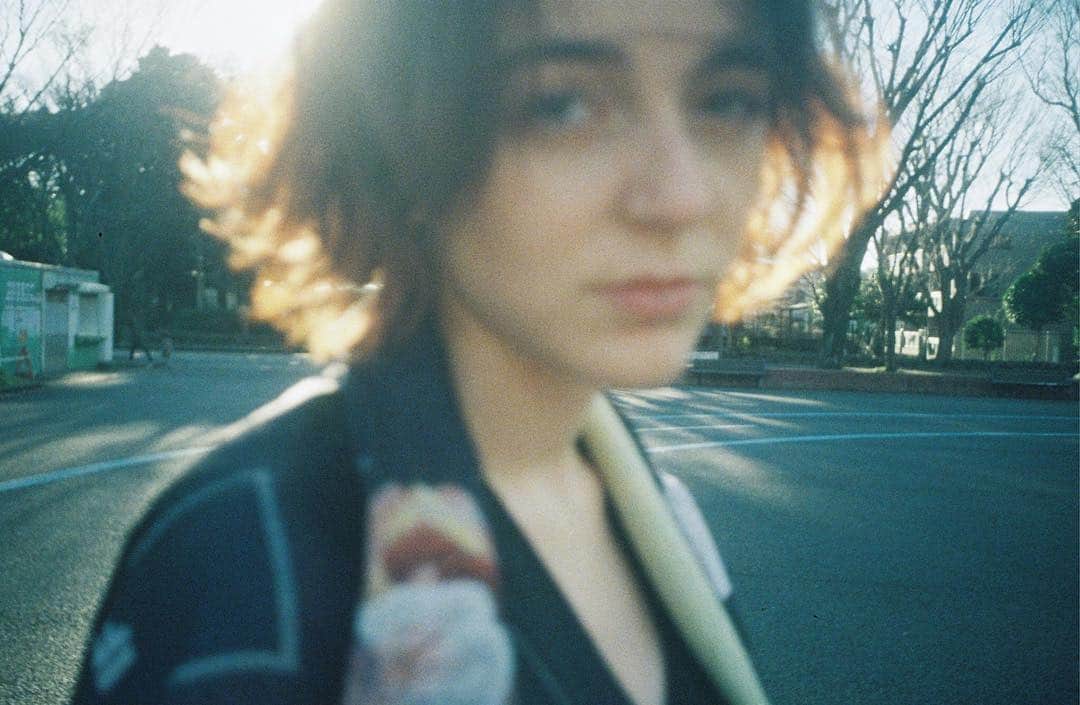 花盛友里のインスタグラム：「Shooting for @syan_tokyo . . . . #girl #portrait #photographer #japan」