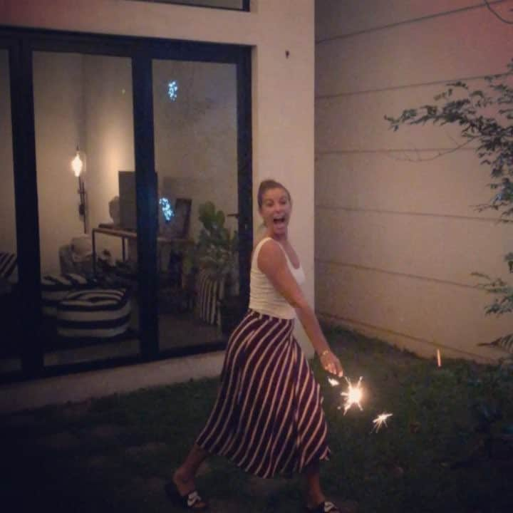 Marie Purvisのインスタグラム：「#fireworks」