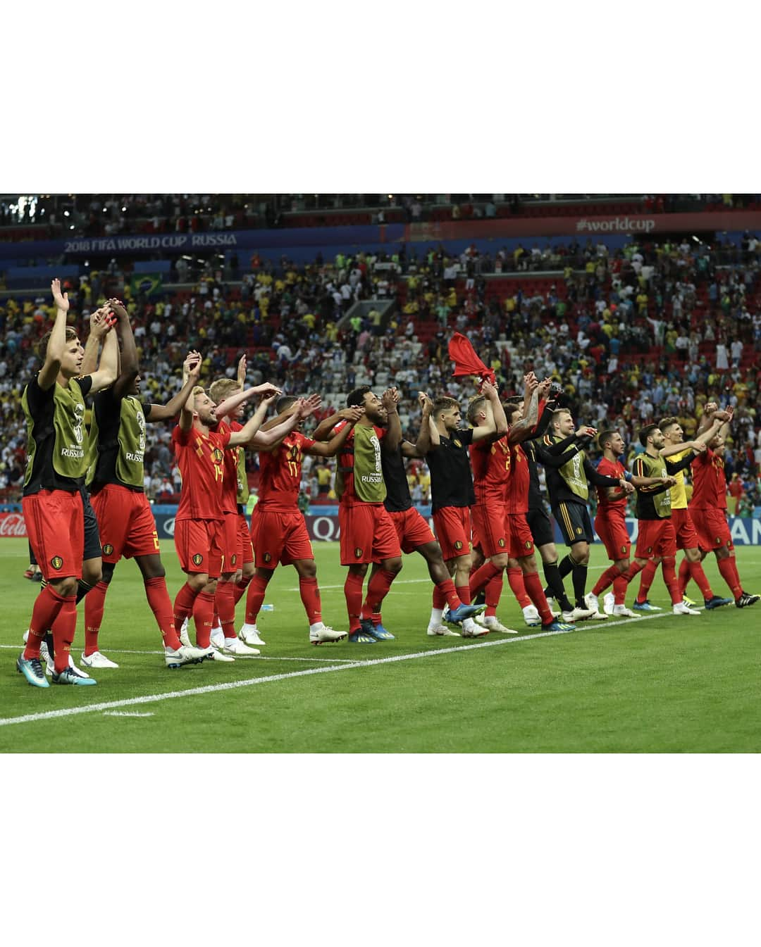 トーマス・フェルメーレンさんのインスタグラム写真 - (トーマス・フェルメーレンInstagram)「Semi-finals!! 🇧🇪🇧🇪🇧🇪 #REDTOGETHER #WorldCup #BraBel」7月7日 5時45分 - thomasvermaelen