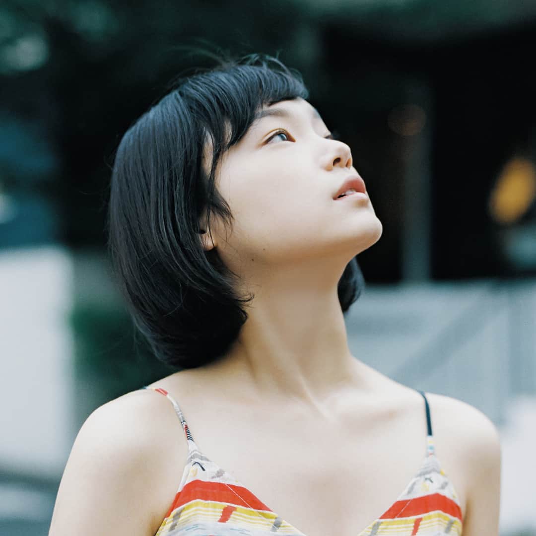 濱田英明のインスタグラム：「Kotone Furukawa, 2018 #kotonefurukawa #古川琴音 #eos1v #pentax67」