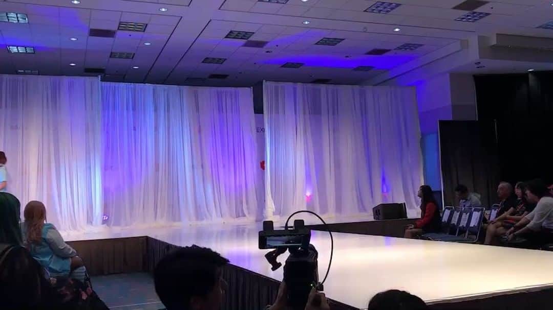 のインスタグラム：「Bisuko starring the first fashion show Thank you so much for your support! !」