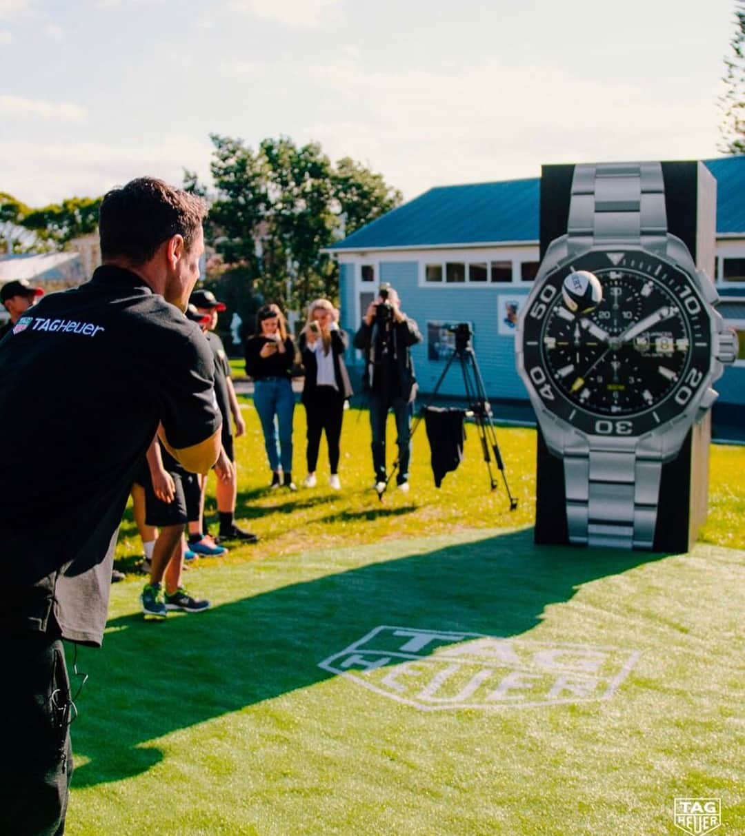 ダニエル・カーターさんのインスタグラム写真 - (ダニエル・カーターInstagram)「Humbled to be able to design a limited edition watch with @tagheuer. Last night we auctioned one of only 10 made, with the proceeds going to my @isportnz foundation! Thank you to my TAG family for a great day. #tagheuer #dontcrackunderpressure」7月7日 11時04分 - dancarter_