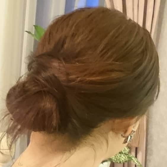 水谷雅子さんのインスタグラム写真 - (水谷雅子Instagram)「#ヘアアレンジ #まとめ髪 #まとめ髪アレンジ  たまにはまとめ髪の気分🎵 少しまだ短いのでキレイには纏まってないですけどね…😓 ん…髪を切ろうか悩む〜」7月7日 21時06分 - mizutanimasako