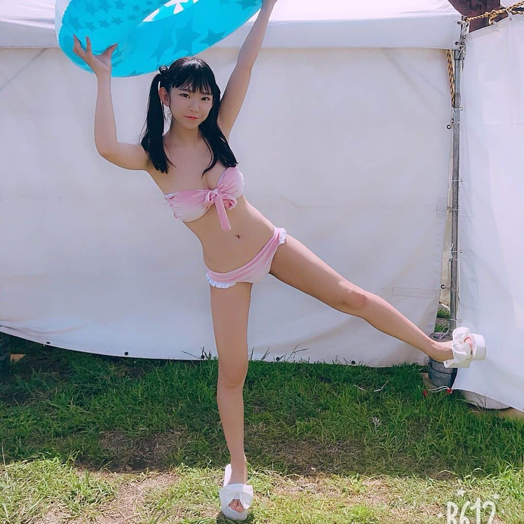 長澤茉里奈さんのインスタグラム写真 - (長澤茉里奈Instagram)「最高のアイドル横丁でした 来てくれた皆さんありがとうございました！！💖💖💖 たくさんのアイドルを拝めて幸せです。夢と希望を与えてくれるアイドルは最強です。 なんか割と本気で生まれ変わったらアイドルになりたいって思ったけど、もともとアイドルだったわ自分www . . 水着は @_andante_shop です！！ 購入画面でクーポンコード→and33 入力で全商品10パーセントオフみたい〜💖 #アイドル横丁 #グラドル横丁 #アイドル最高 #優勝 #まりちゅう #長澤茉里奈 #marichuu #nagasawamarina」7月8日 19時42分 - marinanagasawa1008