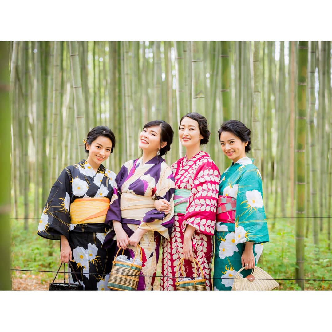 上野なつひさんのインスタグラム写真 - (上野なつひInstagram)「後輩の双子ちゃんと親友と行った京都弾丸浴衣旅またしたいな。  昨日までの京都も心配でした。 まだまだ他の地域でも災害も心配されてます。 安全な所を確認して洪水、土砂崩れには気をつけてください。 ＊最後は想いに耽ってみました🤨  #kimono  #kimonomachi  #kyoto  #京都  #夢館  #京都きもの町  #着物レンタル #着物 #浴衣 新作 #大正ロマン #竹久夢二  @kyoto_kimonomachi」7月8日 14時15分 - natsuhi