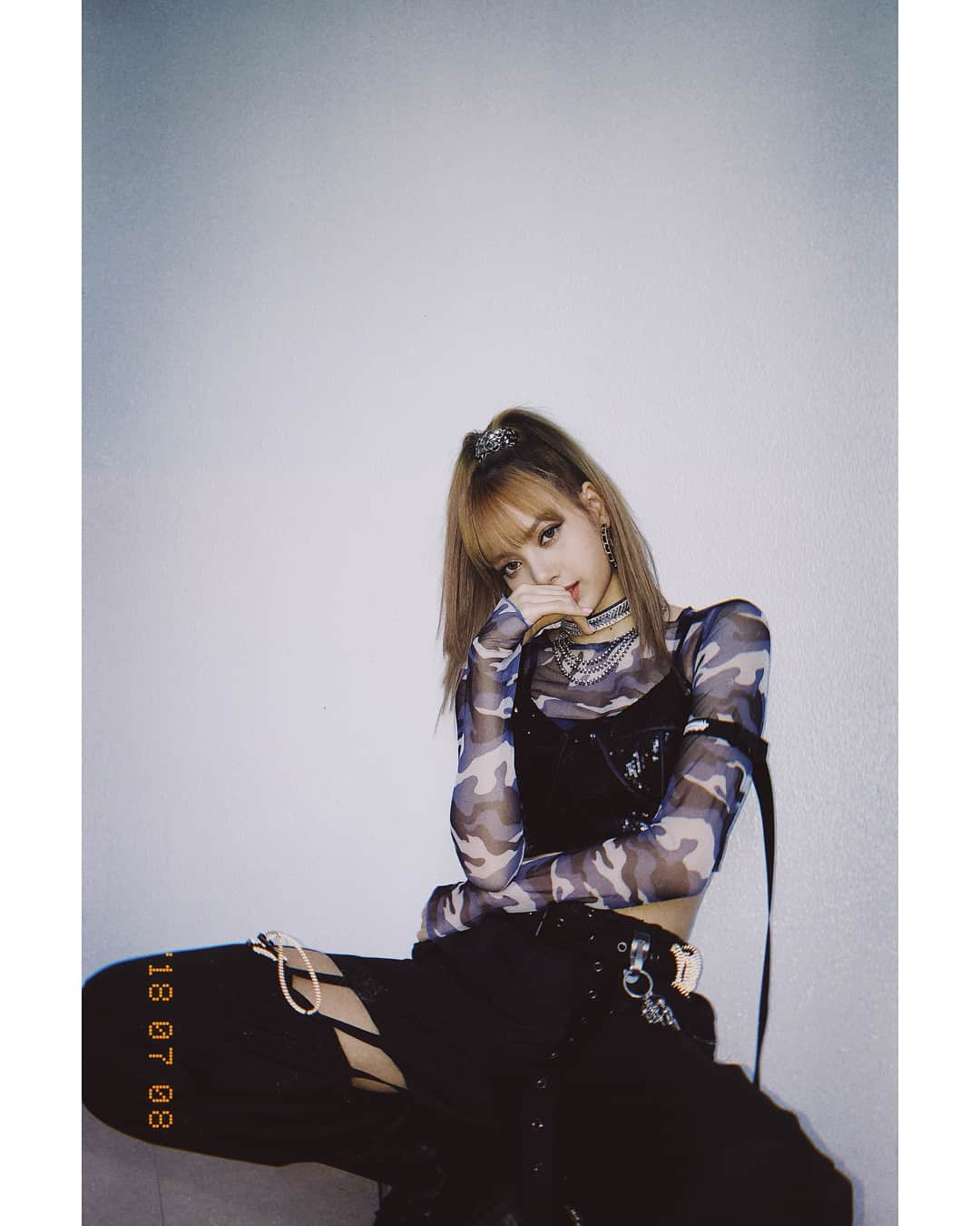 リサさんのインスタグラム写真 - (リサInstagram)「HIT YOU WITH THAT DDU-DU DDU-DU DDU!!!!😈」7月8日 17時10分 - lalalalisa_m