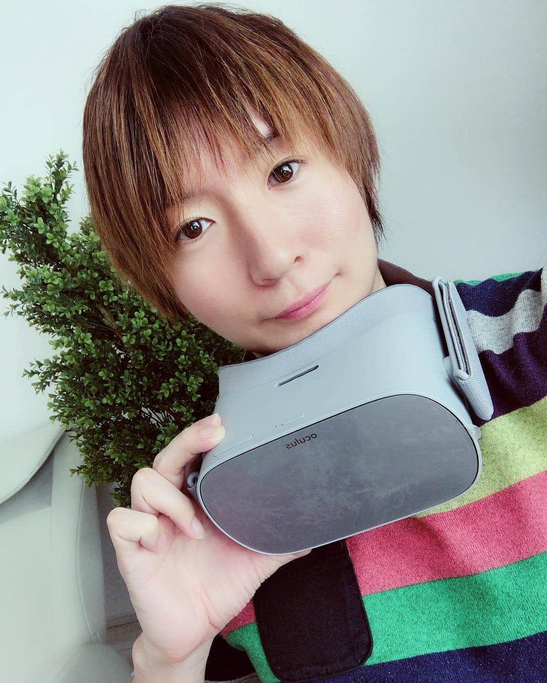 ロボットのぞみさんのインスタグラム写真 - (ロボットのぞみInstagram)「VR × ファッション  #VR #アート #ファッション #デザイン #プログラミング #unity #AR #ロボットのぞみ」7月8日 17時49分 - robot_shizuku