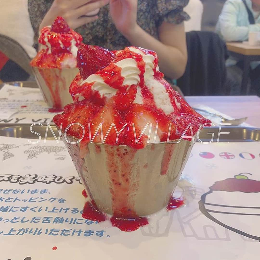 Nom de plumeさんのインスタグラム写真 - (Nom de plumeInstagram)「夏食べたいスイーツno.1は﻿ #かき氷 🍧 ﻿ ﻿ おすすめ美味しいかき氷をご紹介◎﻿ ﻿ 🍧SNOWY VILLAGE﻿ (2枚目)﻿ 新大久保にあるこのお店♡﻿ ふわっふわのかき氷とイチゴとミルクソースが最高に美味しい◎﻿ ﻿ 🍧雪桜﻿ (3枚目)﻿ 心斎橋にある韓国風かき氷専門店！﻿ もりもりのイチゴやお餅が入ったキナコユキも可愛くて美味しすぎる！﻿ ﻿ 🍧浅草浪花家﻿ (4枚目)﻿ イチゴ好きにはたまらない🍓﻿ みるくといちごの絶妙なおいしさ！﻿ ﻿ 🍧﻿埜庵 (5枚目)﻿ こちらもふわふわかき氷！﻿ なんと右側はパイナップルあじ🍍﻿ ﻿ 🍧ABC Canteen﻿ (6枚目)﻿ ルミネエストにある、クマさんのかき氷！﻿ 可愛すぎて食べれない🐻﻿ ﻿ 🍧bibbaR﻿ (7枚目)﻿ 大阪の梅田にあるかき氷！﻿ たっぷりのイチゴとタピオカも入っていて豪華なかき氷♡﻿ ﻿ 🍧ICE MONSTER﻿ (8枚目)﻿ やっぱり美味しい！アイスモンスター👾﻿ タピオカ好きにもたまらないので、タピオカとかき氷好きにはもってこい◎﻿ ﻿ 🍧gram﻿ (9枚目)﻿ 去年話題となったかき氷屋さん！﻿ 店内の可愛いタイルや可愛い見た目がたまらないっ💯﻿ ﻿ 🍧ホミビン﻿ (10枚目)﻿ 新大久保のソルビン屋さん！﻿ 斬新な盛り付けで可愛い😍﻿ おいしさも抜群です！﻿ ﻿ ﻿ 🎀Photo by🎀﻿ ・ @mayustagram_1202 ﻿ ・ @karen_parara ﻿ ・ @aoiii0906 ﻿ ・ @aim_loverap482 ﻿ ・ @yukinon_me ﻿ ・ @mimiy_0303 ﻿ ・ @nm_8tuan ﻿ ・ @tina_renge ﻿ ・ Rapi ﻿ ﻿ ﻿ ◇◇◇◇◇◇◇◇◇◇◇◇◇◇◇◇◇◇◇◇◇◇◇◇◇◇◇◇◇◇﻿ #nomdeplume #かき氷 #かきごおりすと #かき氷研究所 #かき氷巡り #かき氷🍧 #かき氷好き #ソルビン #新大久保カフェ #梅田カフェ #心斎橋カフェ #新宿カフェ #浅草カフェ #くまちゃん #クマ #いちご #パイナップル #ふわふわ氷 #夏スイーツ #かわいい #おしゃれ  #snowvillage #雪桜 #abccanteen #浅草浪花家 #埜庵 #bibbar #icemonster #gram #ホミビン」7月8日 18時16分 - nomde_official