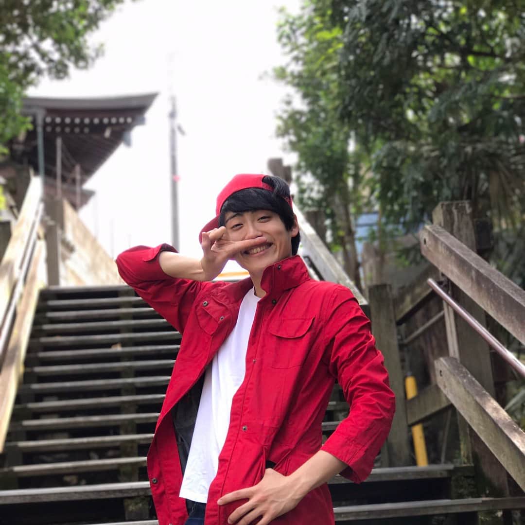 池田直人さんのインスタグラム写真 - (池田直人Instagram)「【人間図鑑 no.11】 「10歳のポケモントレーナー」  立花ファイヤ  自称、アニメの主人公  相棒は、ヒノアラシのひのひのた  口癖:だぜぇ〜、ニッヒヒ  どんな時も、あつく、強く、ポケモンを愛する 〜ひとことめも〜 泣き虫、生まれた時にバラが一本立っていた  #人間図鑑 #立花ファイヤ #おはスタ #ポケモン #ポケモン部 #二ヒヒ #あついおとこ #最近負けがち #ポケカ #炎」6月14日 21時54分 - ikenao0919