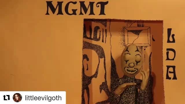 MGMTのインスタグラム：「#Repost @littleevilgoth ・・・ (LINK IN BIO) My #LittleDarkAge #StopMotion animation. I decided to animate the album cover. I hope you guys like it, hopefully @whoismgmt will see this. Please help me tag them in the comments below, it’d mean the world to me. 💛🖤 #lda #littledarkage #whenyoudie #meandmichael #electricfeel #indie #kids #yellow #congratulations #oracularspectacular #mgmtlive」