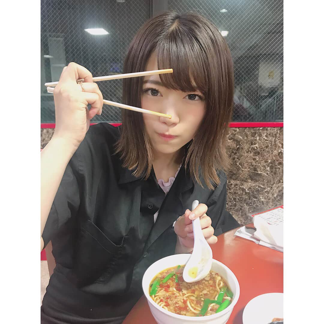 山内鈴蘭さんのインスタグラム写真 - (山内鈴蘭Instagram)「🌶🌶🌶 #味仙 #台湾ラーメン #青島ビール めちゃめちゃ辛かったぁ😂 けど辛いの大好き！やみつき♥️ 青島ビールも最高🍺 親友が東京から名古屋に遊び来てたので 名古屋グルメを堪能させてあげたくて 味仙連れて行きましたっ♬ 名古屋に来たら味仙でしょ🤤 いつもありがとう！！！ #親友 と #私 #咳が止まらなくて #大変だった #笑」6月14日 23時45分 - xxsuzuranxx