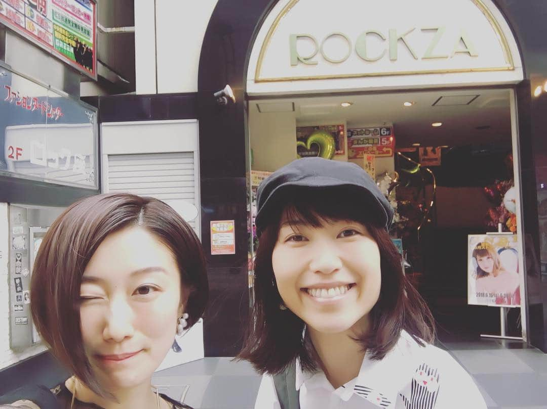 山本真由美さんのインスタグラム写真 - (山本真由美Instagram)「. with えり 💗 . 👄ROCKZA . . #浅草 #ロック座  #銭湯 #wonderland  #狂宴 #stripper #show #actress #wink  #武藤つぐみ さん #body #alice #不思議の国のアリス  #女性割 #カップル割 #女性のお客さんもちらほら☺︎ #live #asakusa #tokyo #japan #rockza #dance #performance #むっちゃん #ストリッパー物語 #nhk #open #radio #神田松之丞 さん」6月15日 11時40分 - mayumi_yamamoto.official