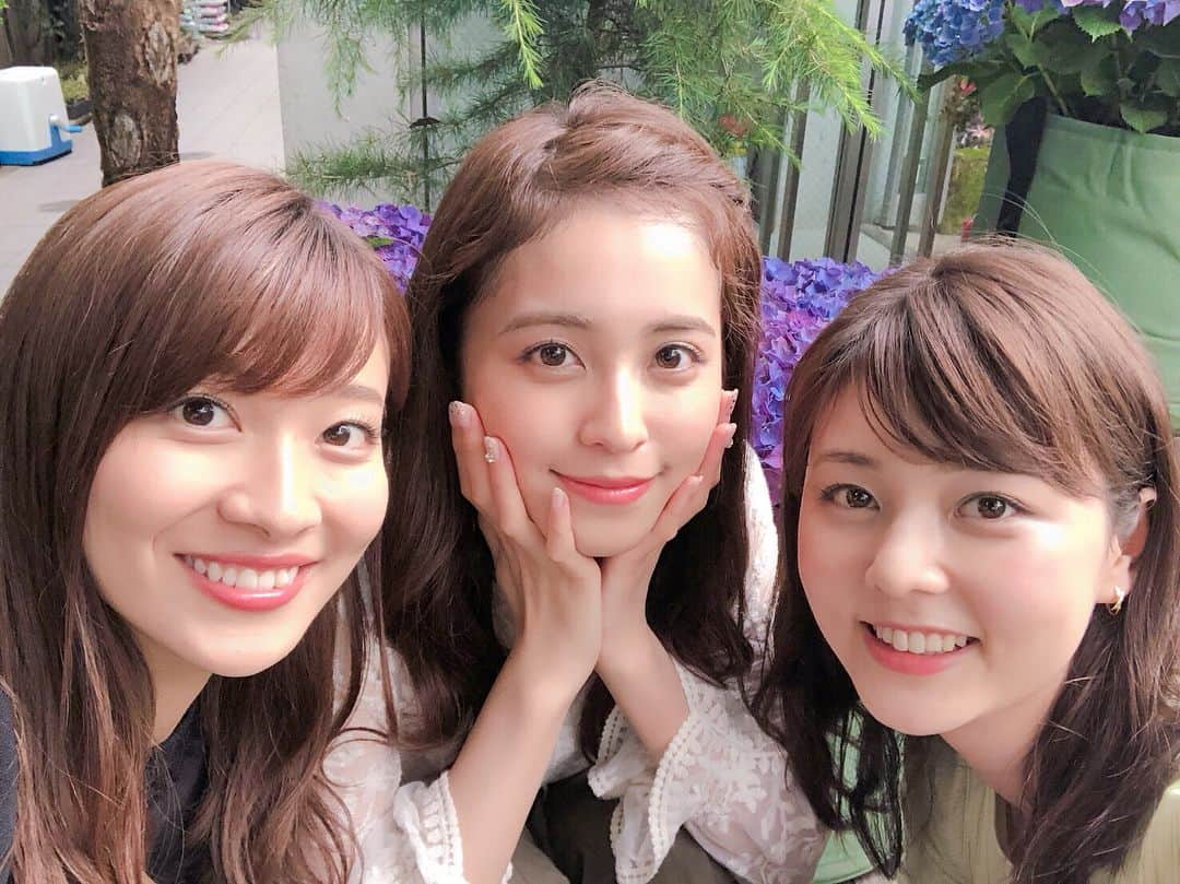 久慈暁子さんのインスタグラム写真 - (久慈暁子Instagram)「* また会えた💗 * #TBS #山本里菜 #日本テレビ #佐藤梨那 #同期  #紫陽花」6月15日 18時51分 - kuji_akiko