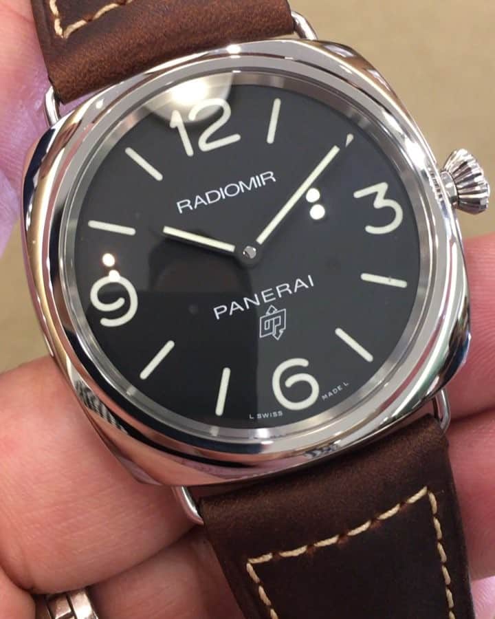 パネライのインスタグラム：「NEW MODEL ALERT.  Ran into this beauty at the boutique last night.  The new #Panerai #PAM753 45mm Radiomir Logo Base Dial.  Priced at $4,000 USD. What do you think?」