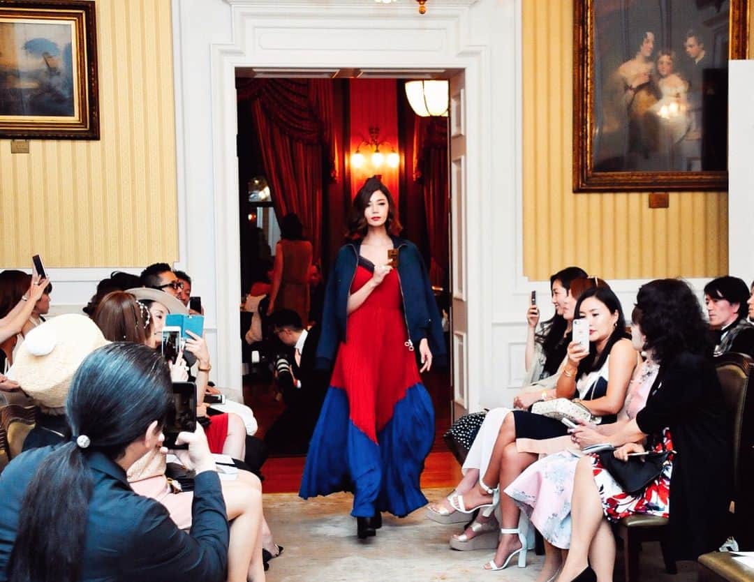 島袋聖南のグルメインスタ