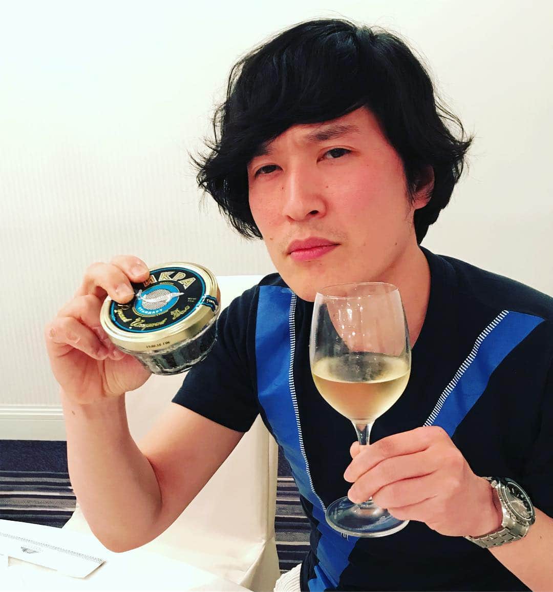 清塚信也さんのインスタグラム写真 - (清塚信也Instagram)「キャビアと白。 高級な演目には高級な食事ですよ。」6月16日 21時13分 - shinya_kiyozuka