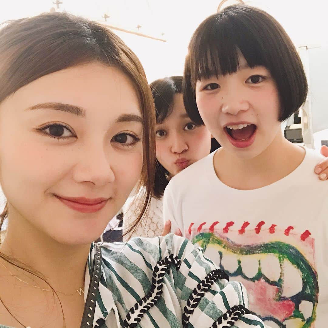 今井成美さんのインスタグラム写真 - (今井成美Instagram)「久しぶりに行ったNGKのロビーで心優しいおじさんに遭遇しました🙋‍♂️✨ 同期の玉置洋行くん、葛原亜依ちゃん、松浦景子ちゃんがなんばグランド花月  吉本新喜劇小籔座長週に出演してますよ😘 明日までですよ⭐️」6月17日 19時41分 - imainarumi_shinkigeki